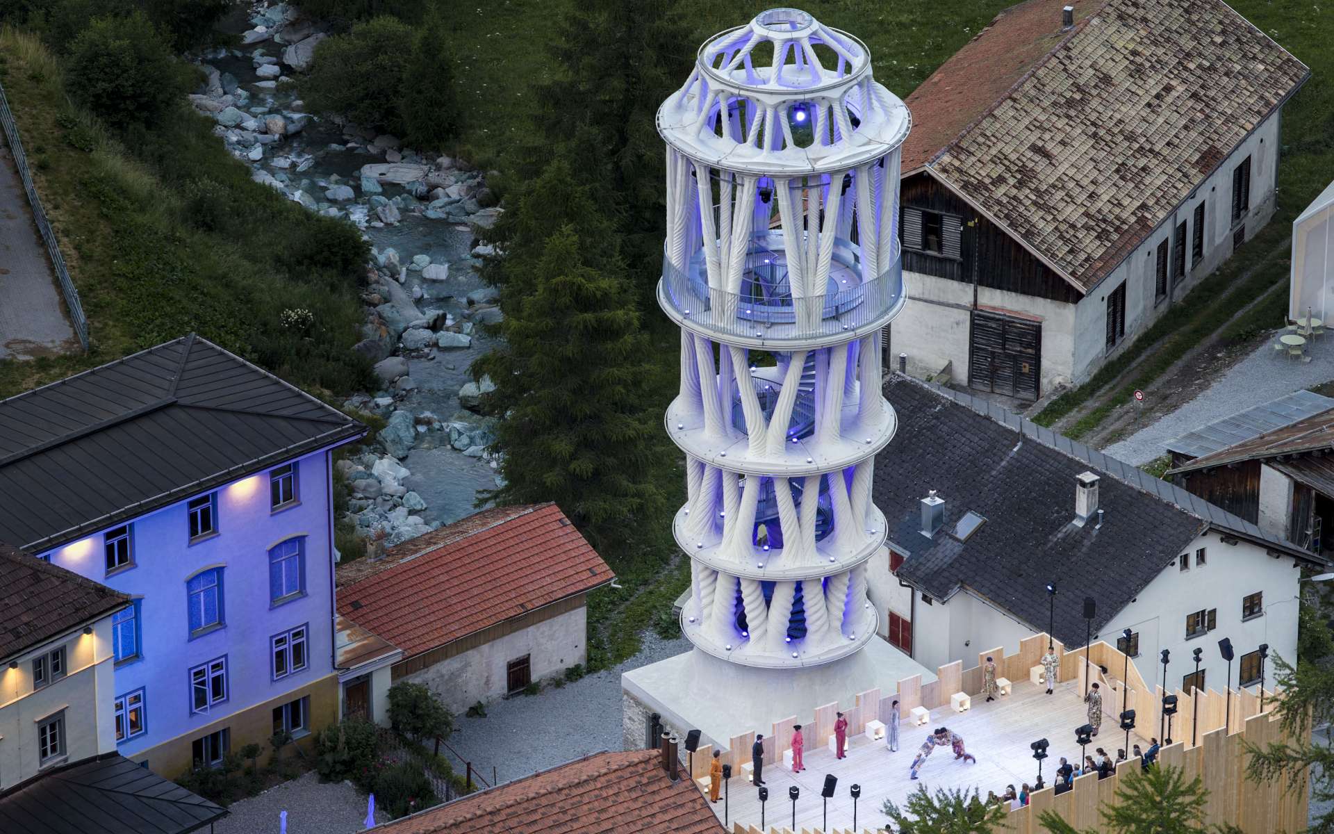 Tor Alva in the village of Mulegns, with a theater performance